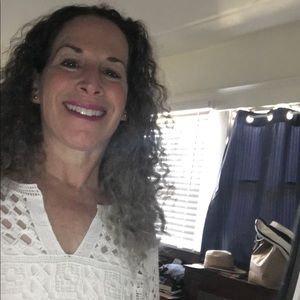 Meet your Posher, Dana